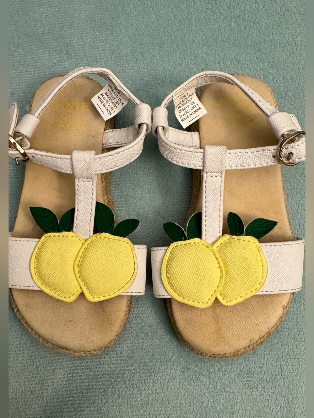 Janie and Jack Girl's Lemon Icon Sandals size 7T